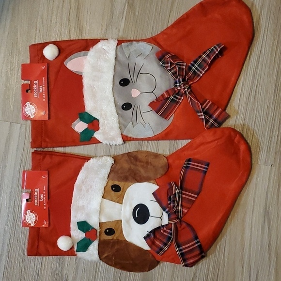 Christmas House Pet Stockings - Picture 1 of 9